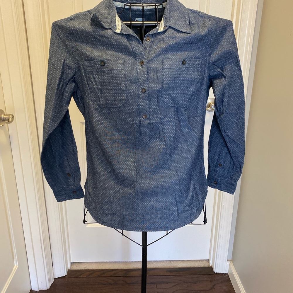 Women’s Blue Polka Dot Button-Up Shirt, size M